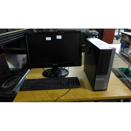 2162 - A newly refurbished Dell K9W5Y1 desktop computer with Windows 10 keyboard and cables