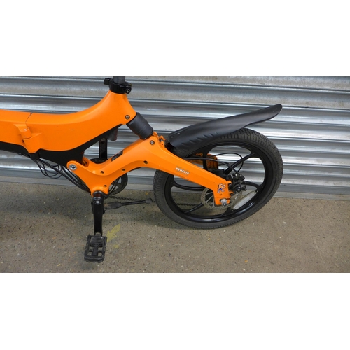 2205 - A Peugeot Homeric electric Sport T bike, a/f, no battery - Police repossession