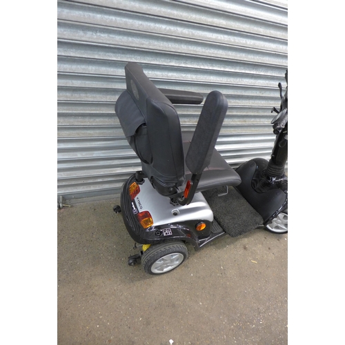 2206 - A K ForU mobility scooter KYMCO super 8 with key, rain cover and charger - W