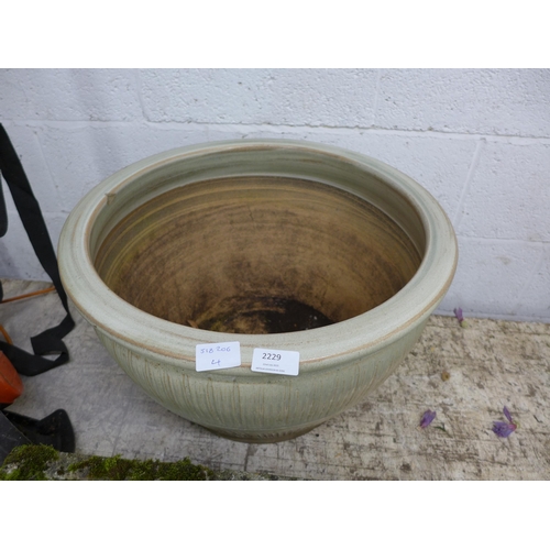 2229 - A large glazed planter