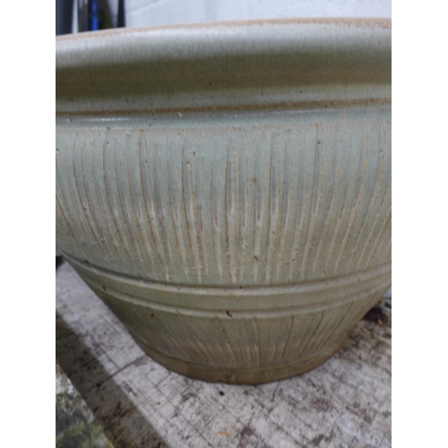 2229 - A large glazed planter