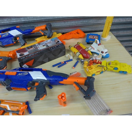 2281 - Nerf guns with bullets