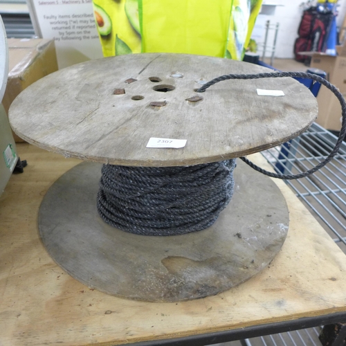 2307 - A spool of approx. 10m of nylon rope