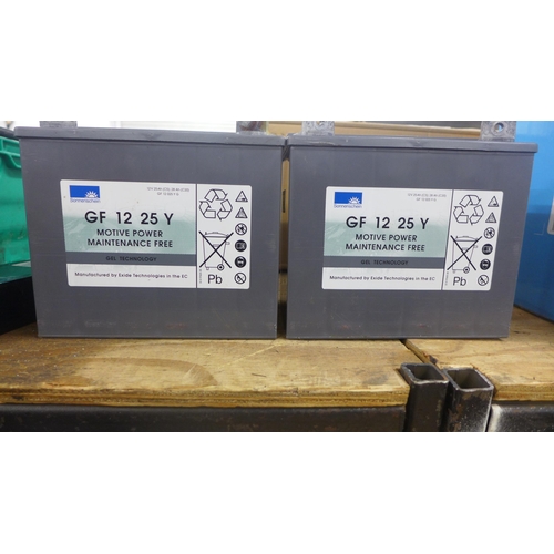 2353 - 2 x 12v scooter batteries