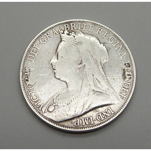 1023 - A Victorian 1900 silver crown