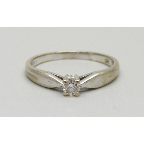 1032 - A 9ct gold and diamond ring, 1.7g, L