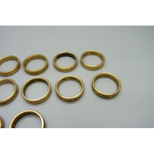 1060 - Assorted band rings