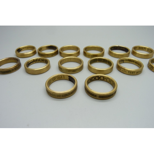 1060 - Assorted band rings