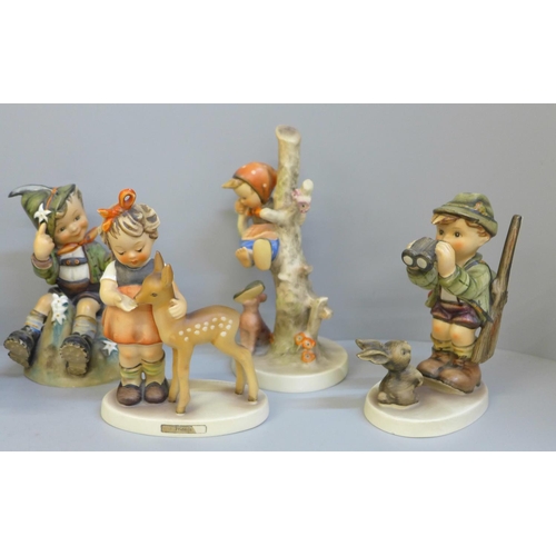 630 - Seven Hummel figures including Boy Reading Paper, Doh!, Boy With Binoculars, Little Boy Blue, a/f