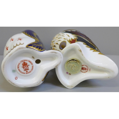 664 - Two Royal Crown Derby paperweights; Puffin and Penguin