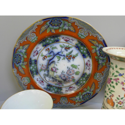 681 - A collection of oriental china including a hand painted vase, small chip to rim, famille rose bowls,... 