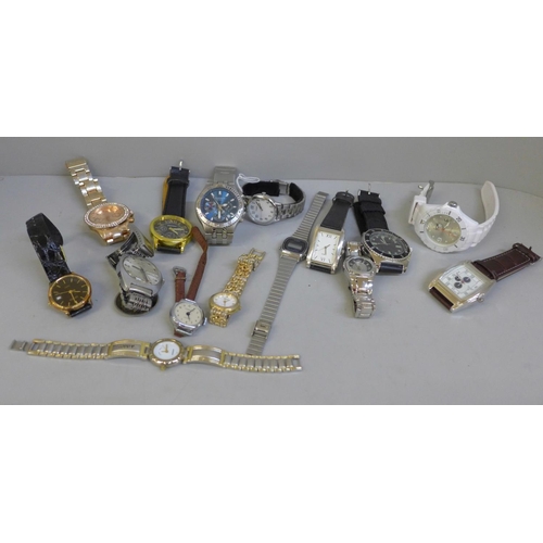 687 - A bag of wristwatches including Sekonda and Ice