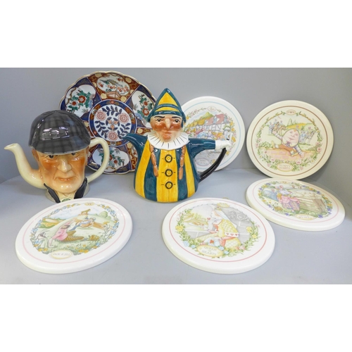 714 - Five Wedgwood nursery plaques, boxed, two Tony Wood character teapots and an oriental plate