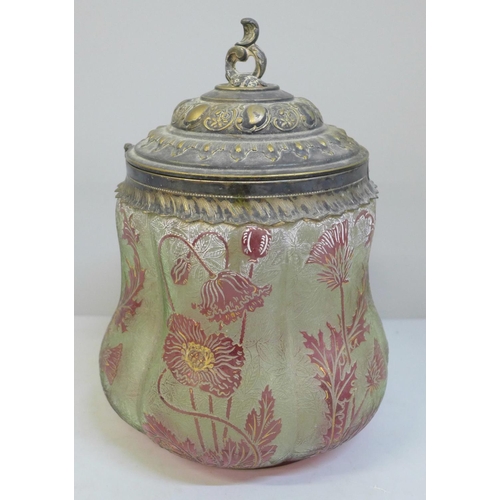 812 - A St. Louis cameo glass biscuit barrel with plated top, lacking handle