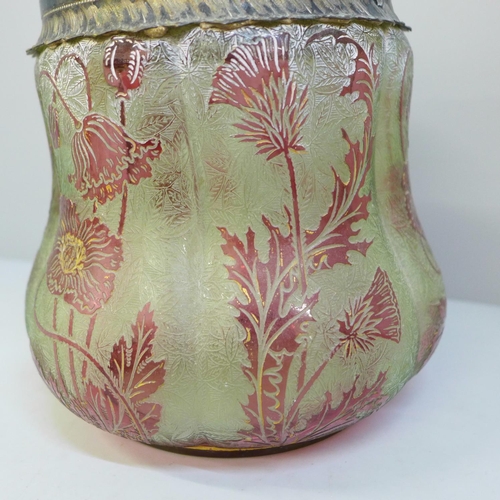 812 - A St. Louis cameo glass biscuit barrel with plated top, lacking handle