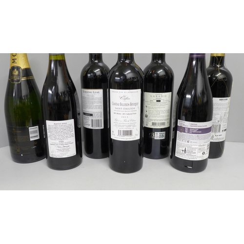 824 - Six bottles of red wine and a bottle of Moet and Chandon brut Champagne **PLEASE NOTE THIS LOT IS NO... 