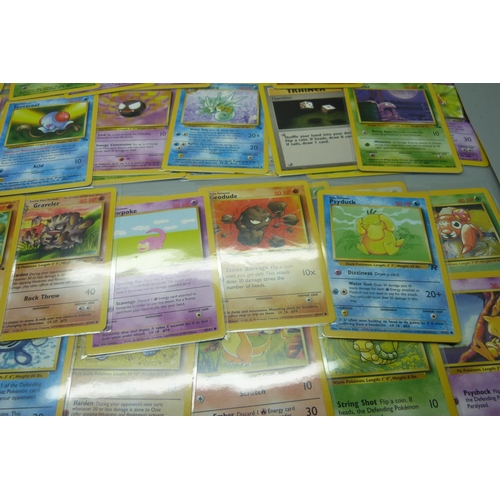 867 - 50 Vintage Pokemon cards