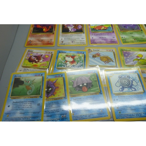 867 - 50 Vintage Pokemon cards