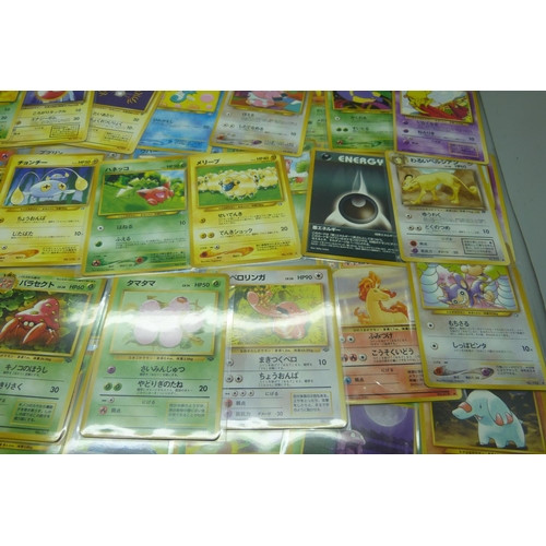 868 - 50 Vintage Japanese Pokemon cards