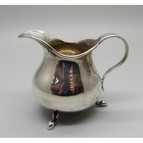 899 - A small Victorian silver jug, Birmingham 1858, George Unite, 52g