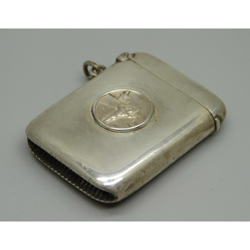 901 - An Edwardian silver vesta case with tennis scene, Birmingham 1905