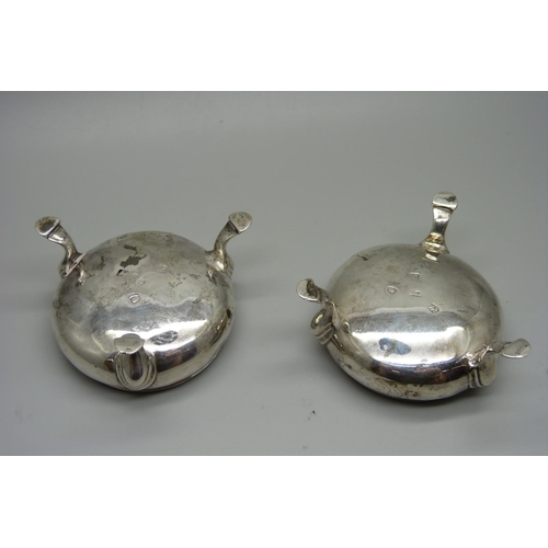 903 - A pair of William IV silver salts, London 1836, 82g