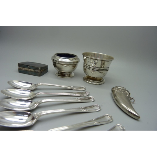 905 - A silver pill box, two silver salts, a novelty vesta case and six plated spoons, (weight of box and ... 