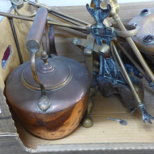 300 - Assorted brass and copperware, including a Victorian Aesthetic Movement tazza, two jam pans, etc.