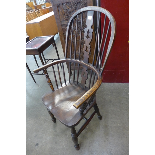 41 - A 19th Century elm and beech highback Windsor armchair