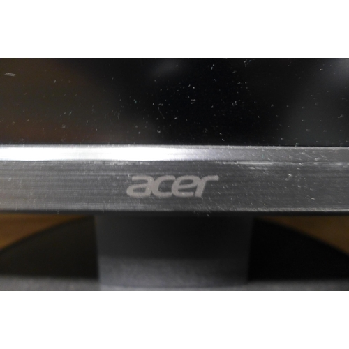 3079 - 2 Acer LCD computer monitors on stands - 22