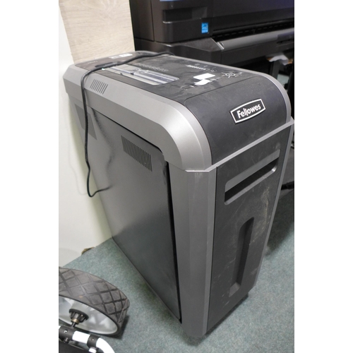 3090 - Fellowes 125Ci shredder * this lot is subject to VAT