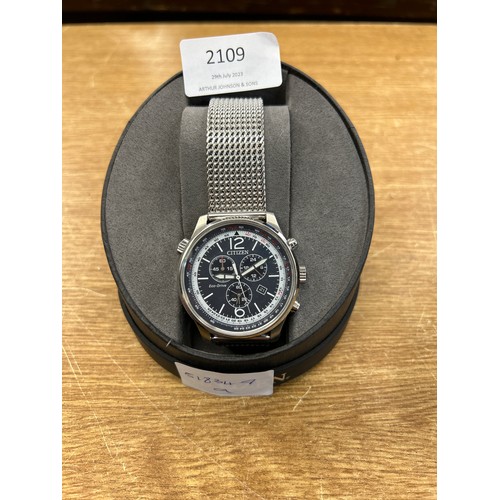 2109 - A gentleman's Citizen Eco-Drive blue dial chronograph wristwatch with mesh strap * this lot is subje... 