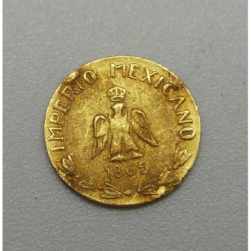 1006 - A Mexican 1865 (Maximiliano 1 de Mexico), traditional wedding token, .916 gold, 0.5g