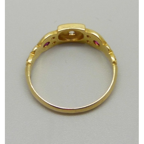 1034 - A c1900 18ct gold, ruby and diamond ring, 2.6g, N