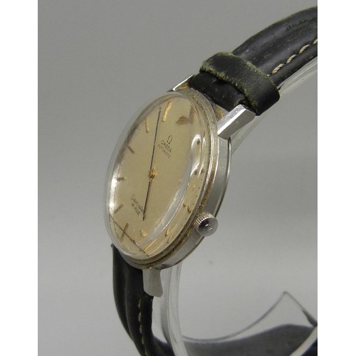 1038 - A gentleman's Omega De Ville Seamaster wristwatch, second hand loose