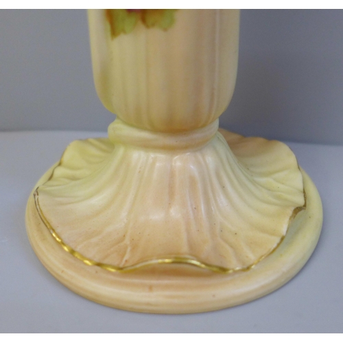 610 - A Royal Worcester blush ivory spill vase, 1015, 19cm