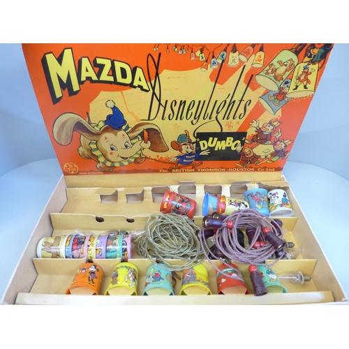 652 - A Mazda Disney Lights Dumbo lamp outfit