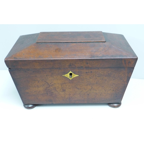 786 - A Georgian tea caddy