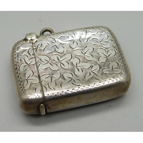 848 - A silver vesta case, Birmingham 1901