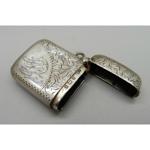 848 - A silver vesta case, Birmingham 1901