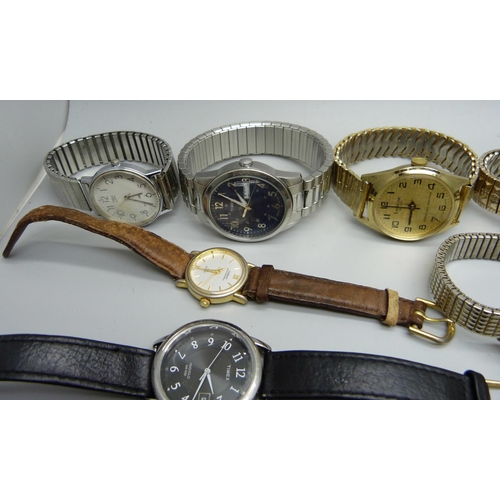 878 - A collection of lady's and gentleman's wristwatches