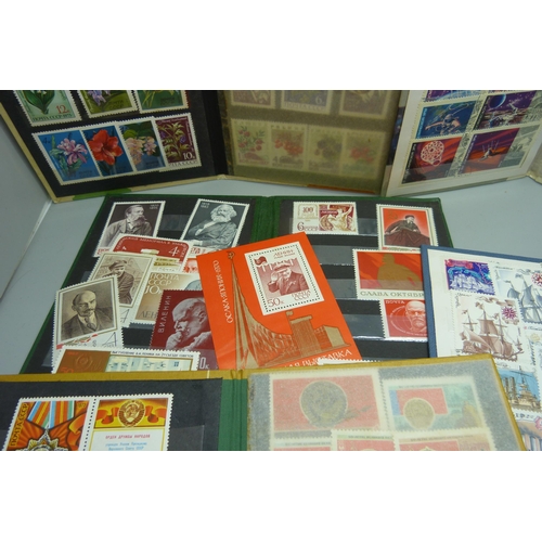 889 - Five Soviet Union stamp albums