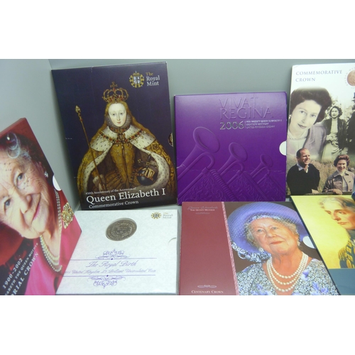 900 - Twelve £5 coin packs including Horatio Nelson, Queen Elizabeth I, The Queen Mother, Diamond Wedding,... 