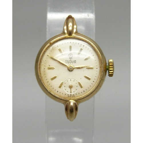 914 - A lady's 9ct gold Tudor wristwatch, back inscribed made for Rolex, gross weight 4g including glass