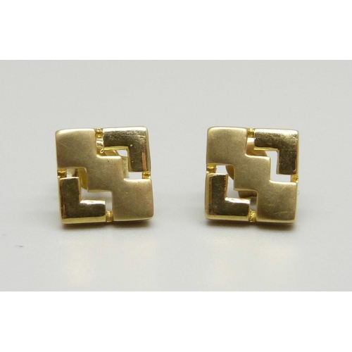 953 - A pair of 9ct gold earrings, 1.6g