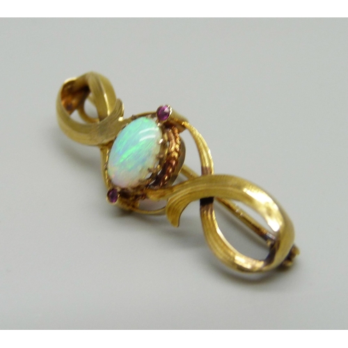 972 - A 15ct gold and opal brooch, 3.1g