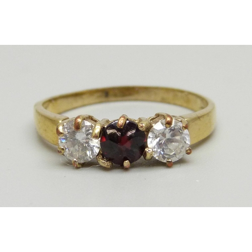 978 - A silver gilt, garnet and zircon ring, R