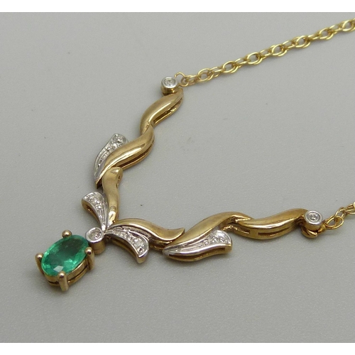 999 - A 9ct gold, emerald and diamond necklace, 3.5g