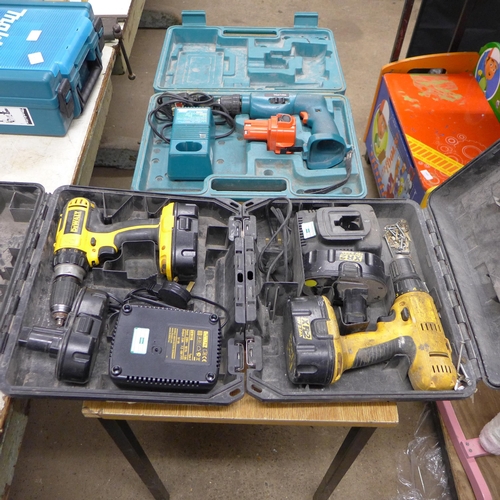 2017 - 2 De Walt drills DC725 and other and a Makita drill M-8411D all in caseS