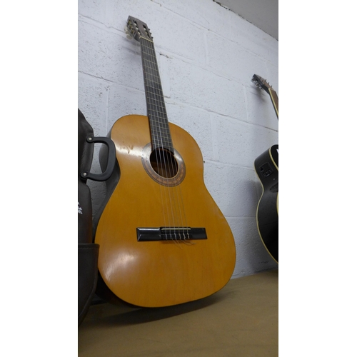 2097 - 3 Acoustic guitars